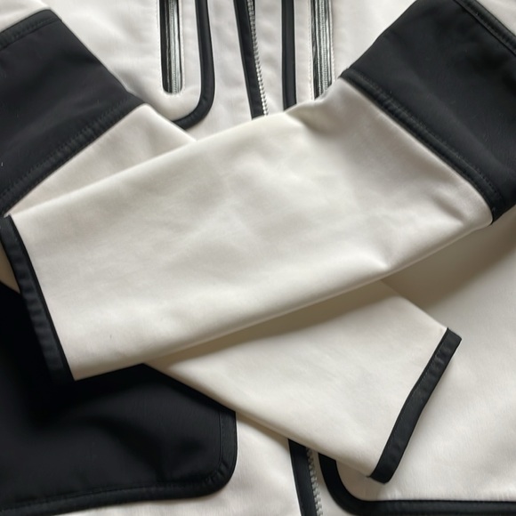 Obermeyer soft shell jacket - Picture 5 of 7